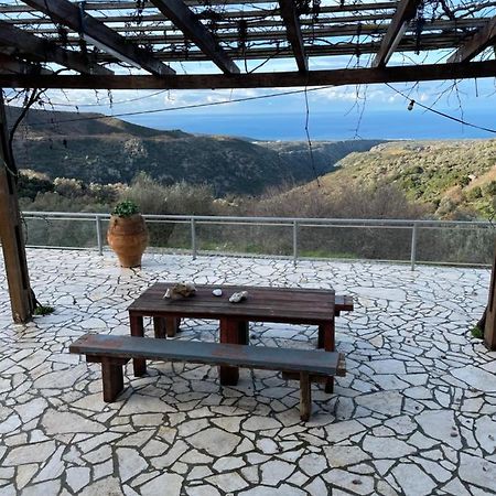 Mitato Open View Villa Khárkia Esterno foto